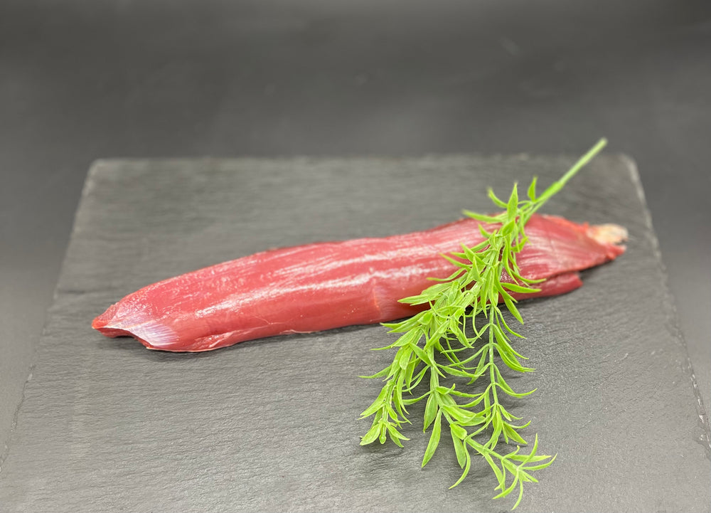 鹿ヒレ肉【一頭から100ｇ程度しか取れない鹿肉のシャトーブリアン】
